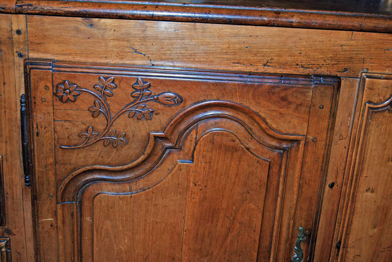 18thc. Walnut Enfilade In Good Condition In New Orleans, LA