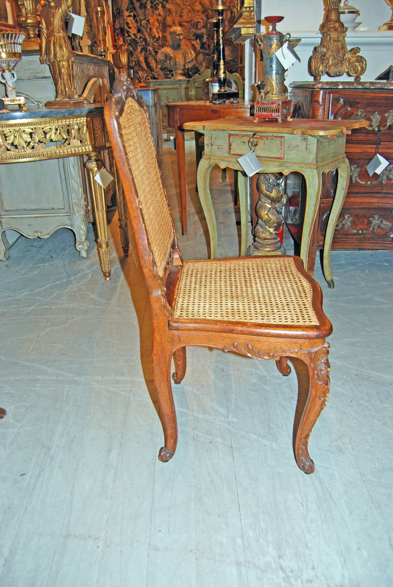 19th Century Set of 8 19thc Walnut Dining Chairs For Sale