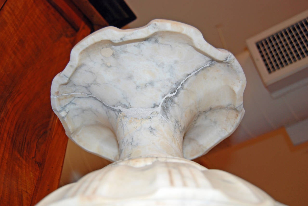 19th Century Alabaster Pedestal Urn In Good Condition In New Orleans, LA
