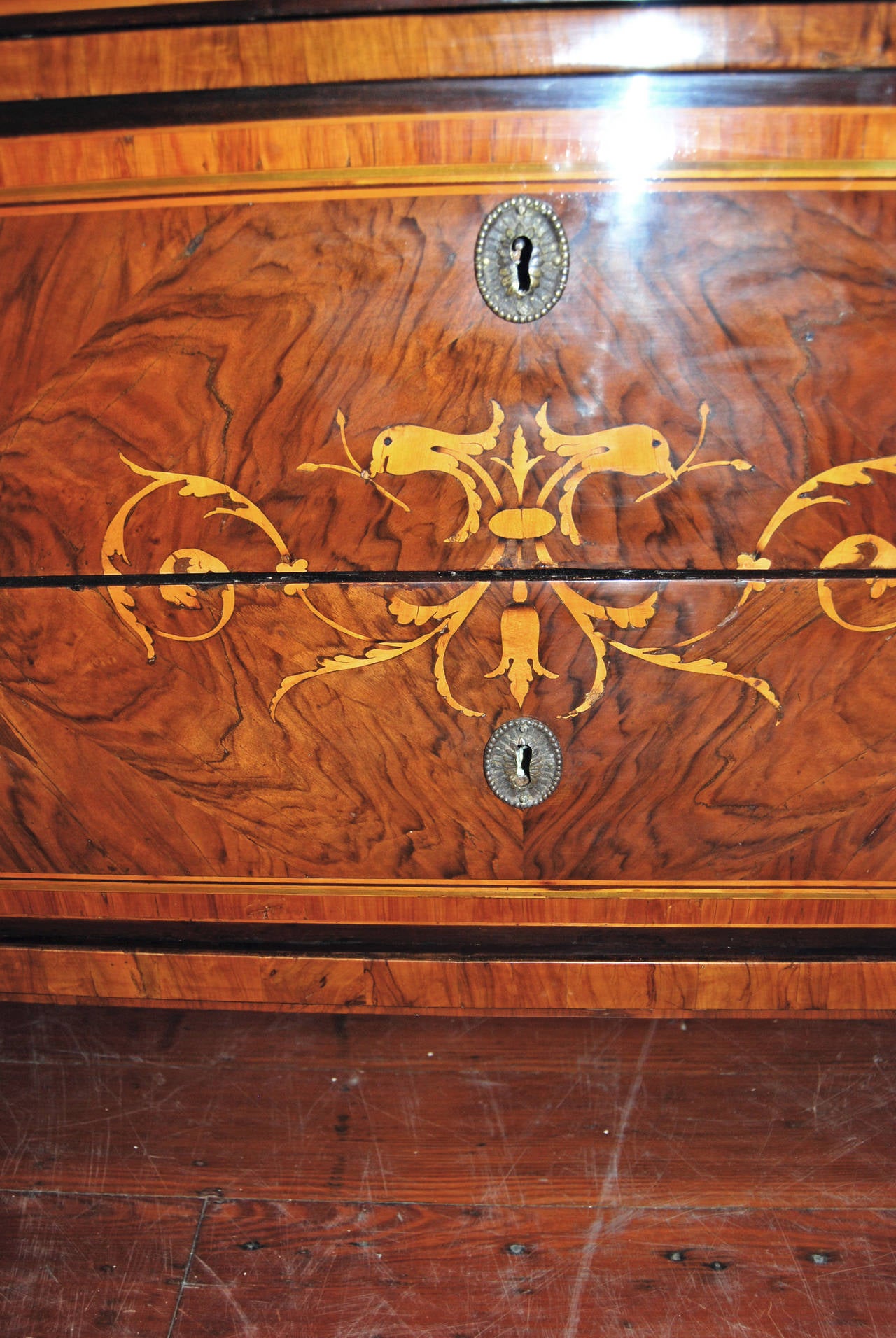 Wood 18th Century Italian Marquetry Commode For Sale