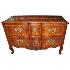 Exceptional 18thc Regence Walnut Commode