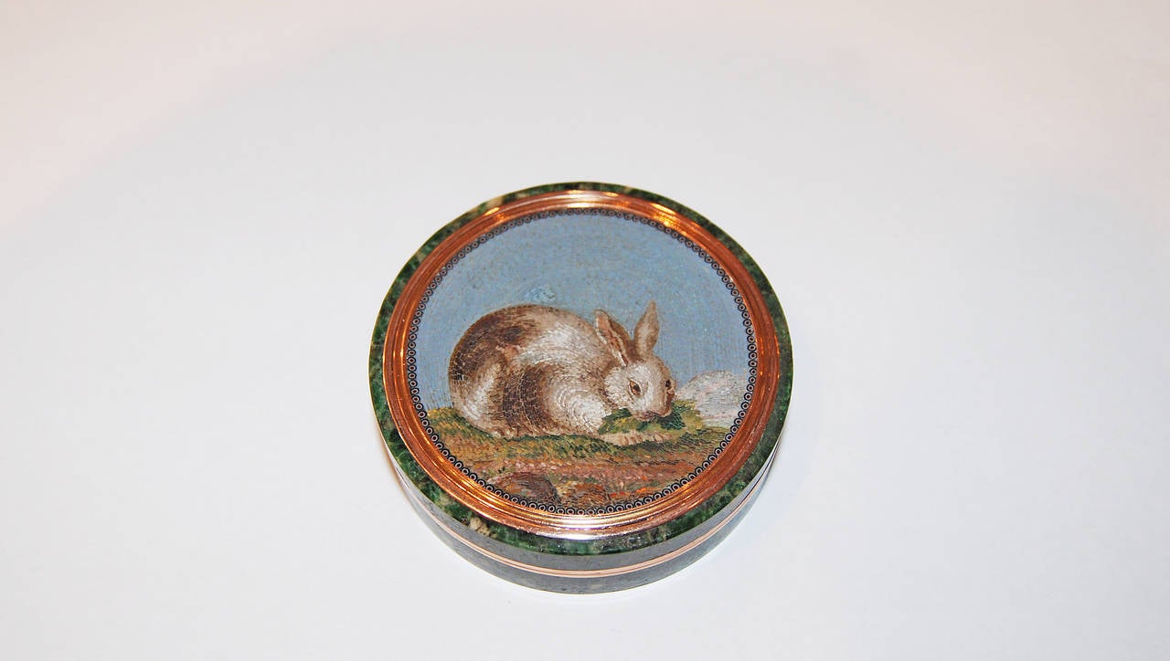 Gold Mounted Hardstone Snuff Box with Micro Mosaic