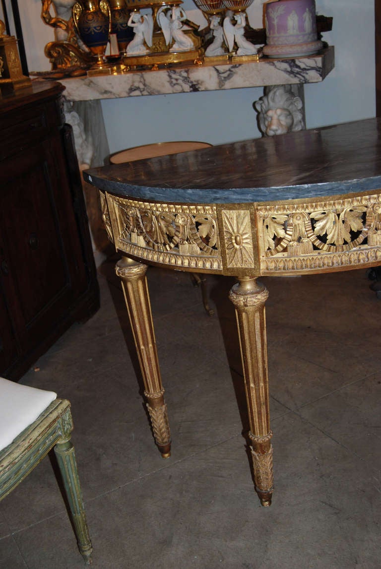 18th Century Giltwood Console In Good Condition For Sale In New Orleans, LA