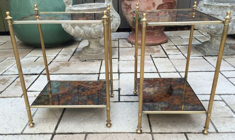 French Pair of Bagues End Tables with  Églomisé Mirrored Tops For Sale