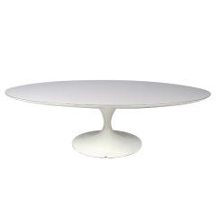 "Tulip" White Oval Coffee Table by Saarinen for Knoll
