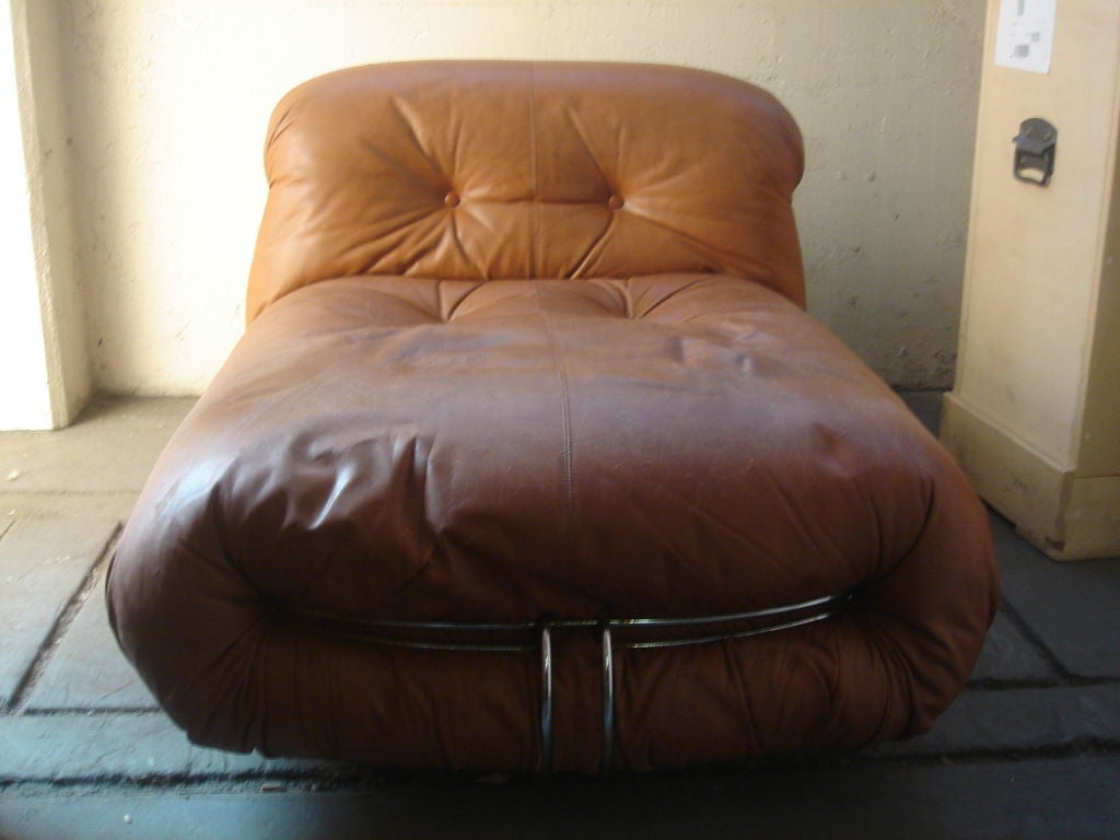 Italian Soriana Leather Chaise by Cassina