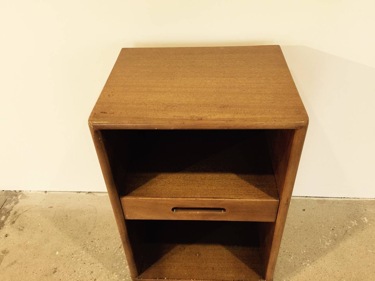 American Dunbar Minimalist Mahogany Nightstand