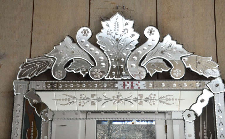 Etched and Beveled Venetian Mirror For Sale 4