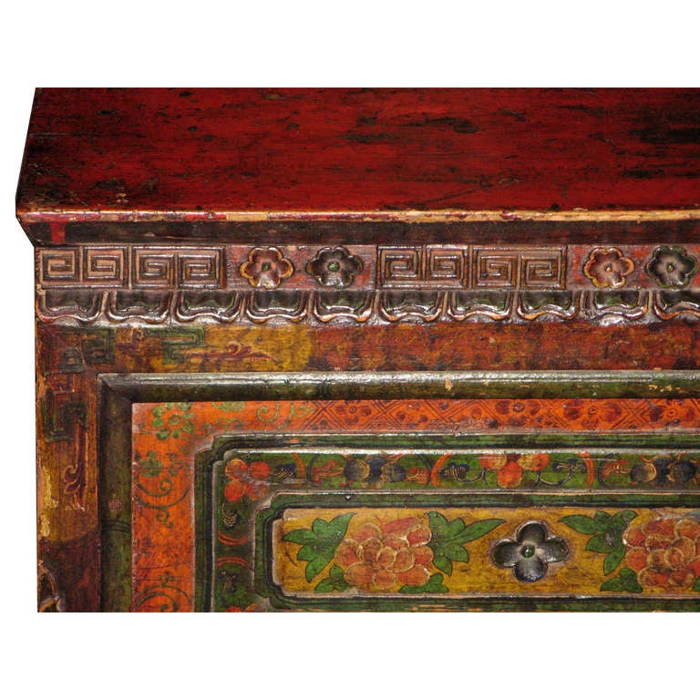 tibetan prayer table