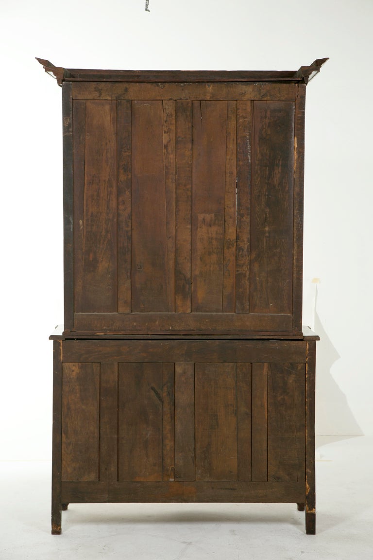 Early 19th Century French Oak Cabinet 4