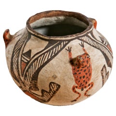 Antique Zuni Frog Pot