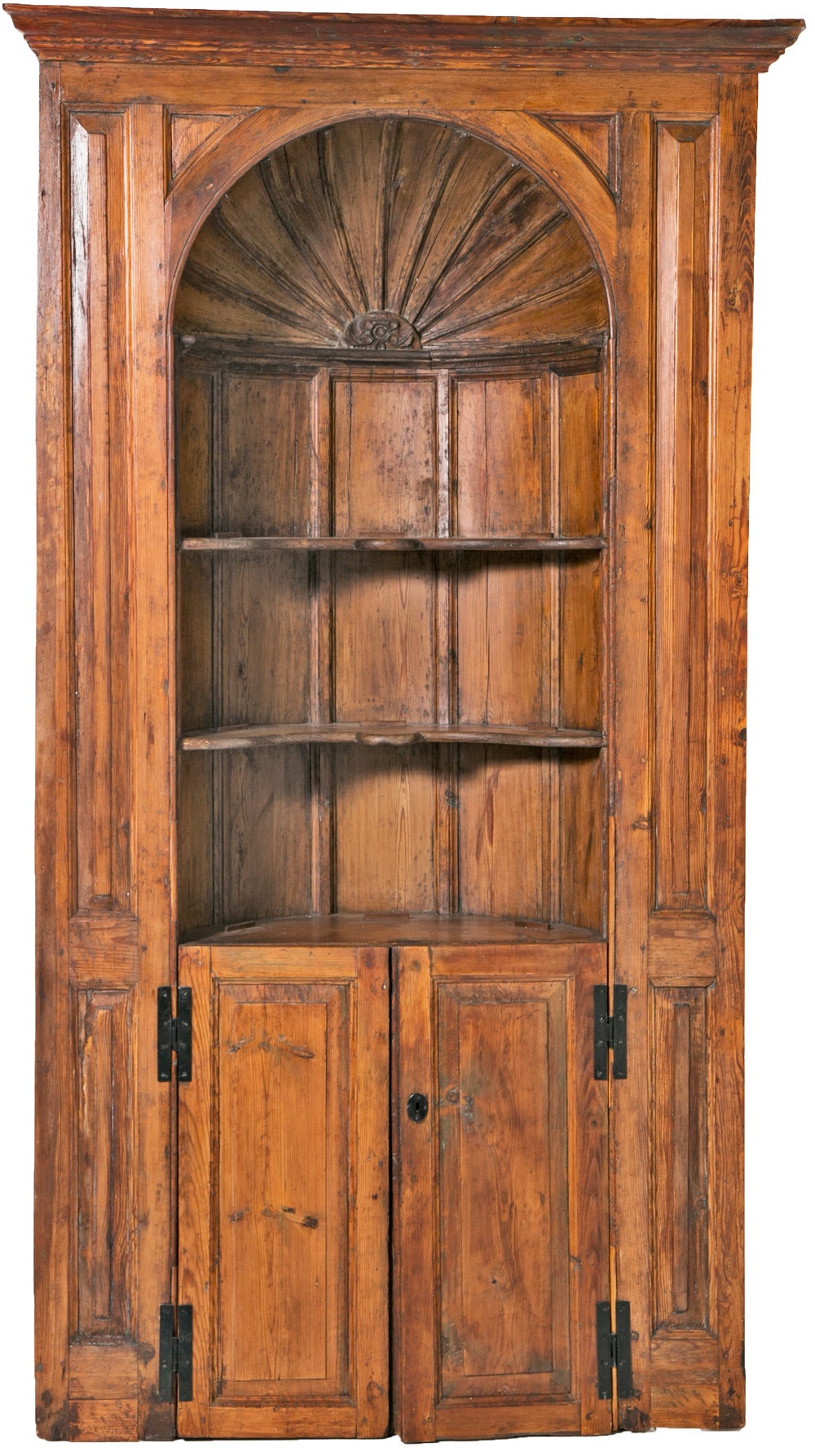 Late 18th century English Corner Cupboard – Cabinet