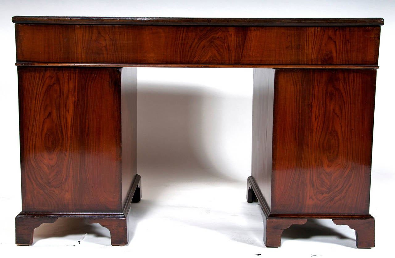 English Walnut and Burled Walnut Pedestal Desk, c. 1900 1