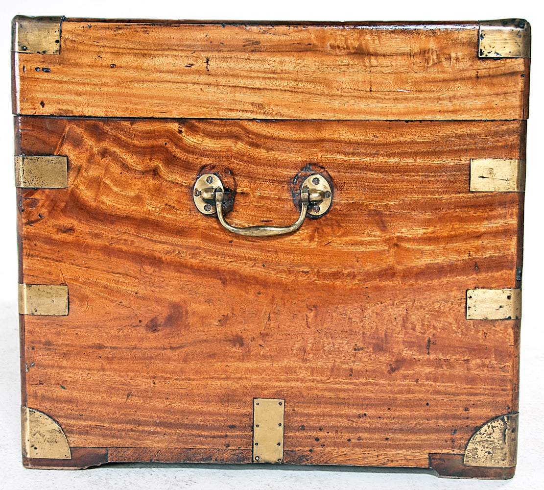 Campaign Camphor Trunk, circa 1890 In Good Condition In San Francisco, CA