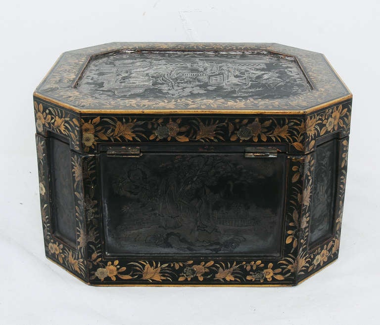Gilt Large Chinese Export Tea Caddy