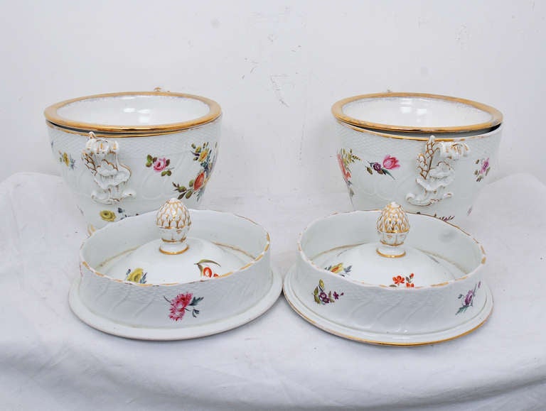 Rare Pair of 19th Century Porcelain Fruit Coolers 1