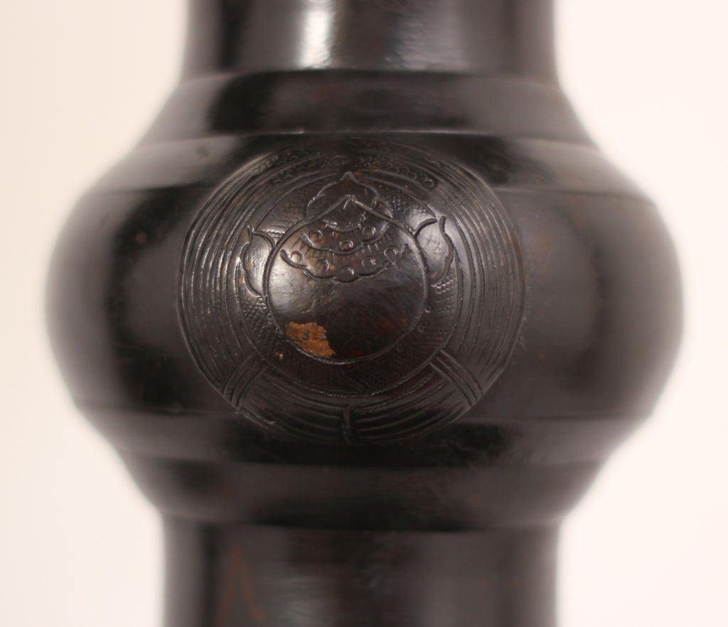 Pair of Late 19th Century Meiji Japanese Bronze Lanterns 4