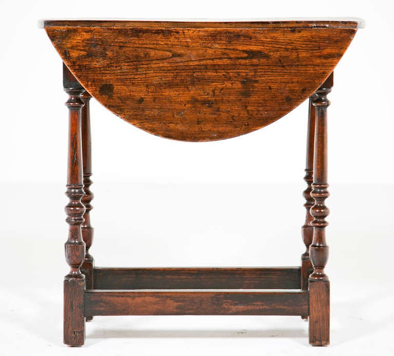 Small Drop Leaf Table 4