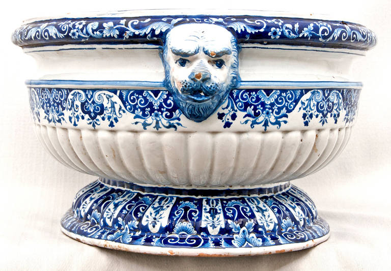 Rococo Rouen or Delft Pottery Cistern Blue and White Large Oval Basin, circa 1800
