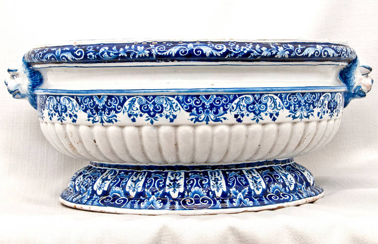 Dutch Rouen or Delft Pottery Cistern Blue and White Large Oval Basin, circa 1800