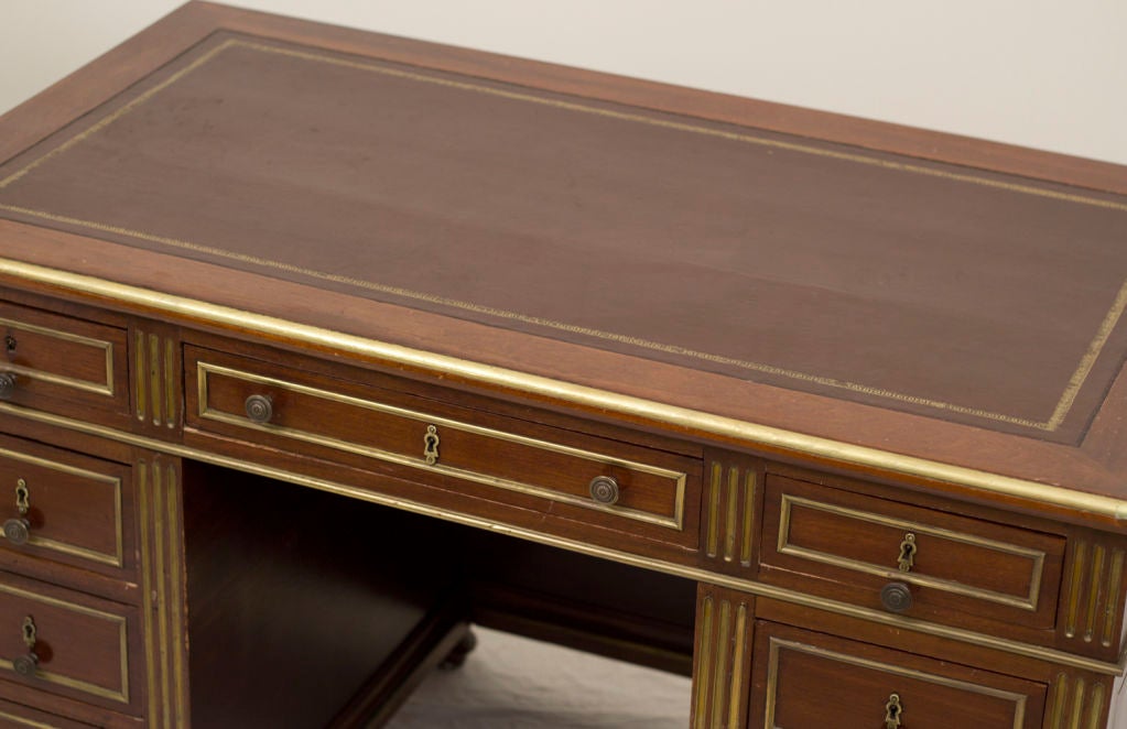 19th century French Napoleon III Period Desk In Good Condition In San Francisco, CA