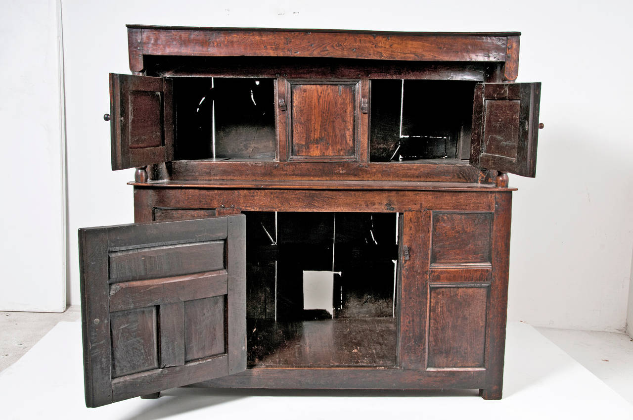 Baroque English 17th Century Oak Court Cupboard, circa 1630