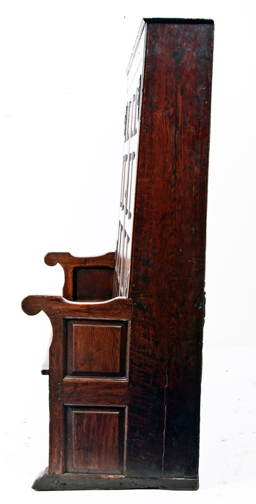 George II Period Oak Bacon Settle, circa 1720 England 2