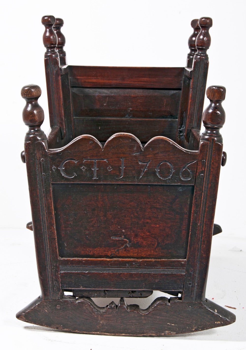 18th century cradle