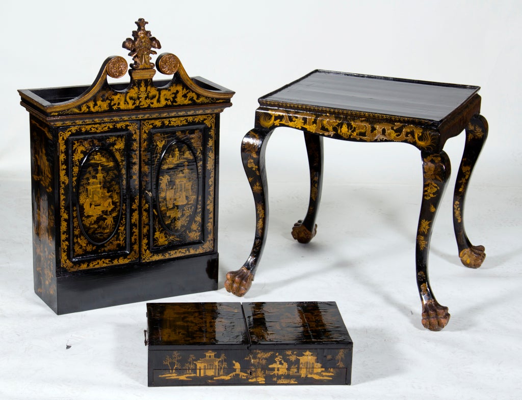Rare Early 19th Century Chinese Export Lacquered and Gilt Secretary 5