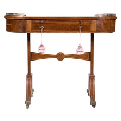 English Amboyna Inlaid Oval Table