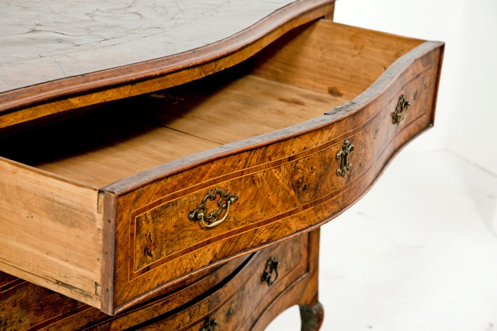 18th Century and Earlier Italian Serpentine Commode / Chest