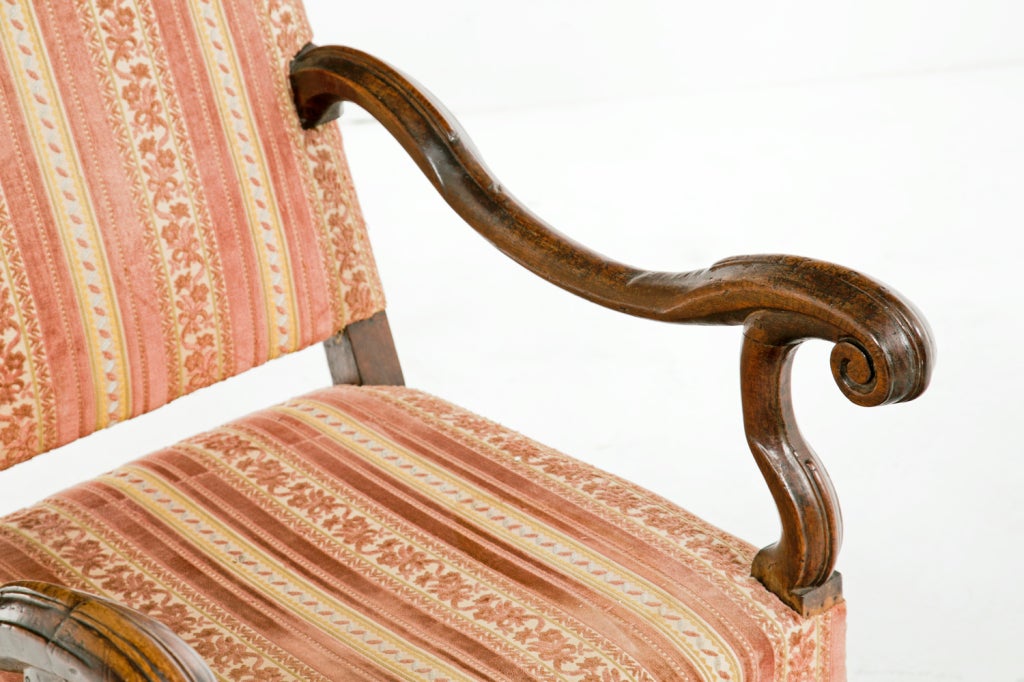 Large Spanish or French Armchair, circa 1710 In Good Condition In San Francisco, CA