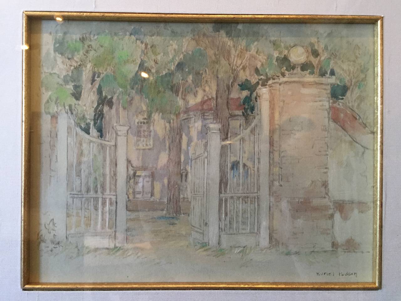 Beautifully painted delicate drawing watercolor signed on the lower left corner by Muriel Hudson (1890-1959).

Muriel Hudson is an artist born in Hamilton, Ontario, Canada in 1890. Resident of California in the 1920s and 1930s. Studied printmaking