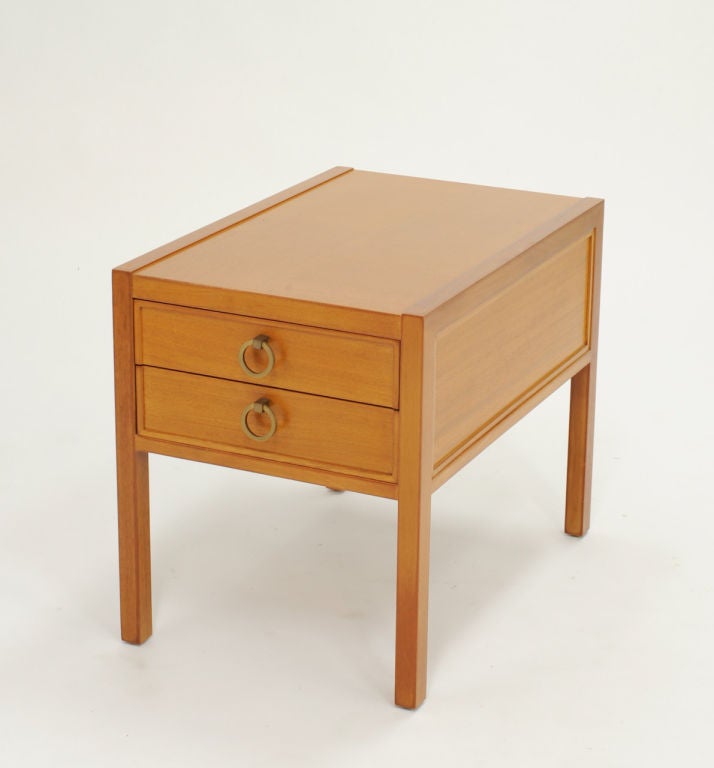 American Wonderful Pair of Nightstands in the Style of Michael Taylor