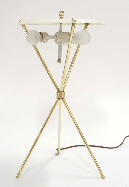 A Pair of T.H. Robsjohn-Gibbings Tripod Lamps for Hansen In Excellent Condition In Portland, OR