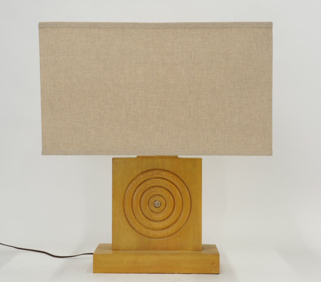 American Handsome pair of Blond Bulleye Table Lamps For Sale