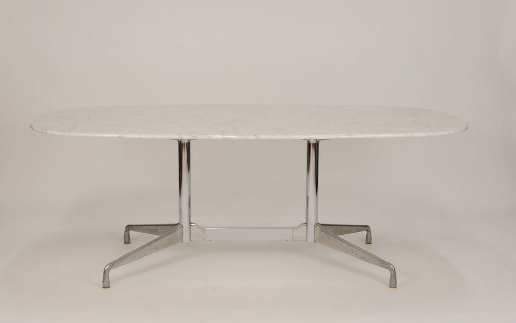 Robert Probst's Marble Dining Table by Charles and Ray Eames In Excellent Condition In Portland, OR