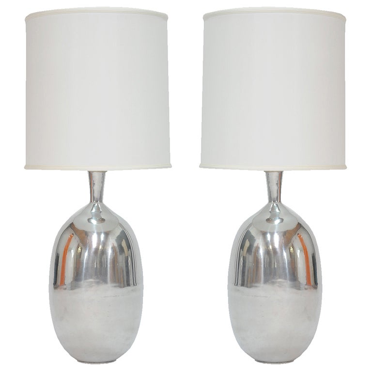 Pair of Monumental Aluminum Polished Table Lamps For Sale