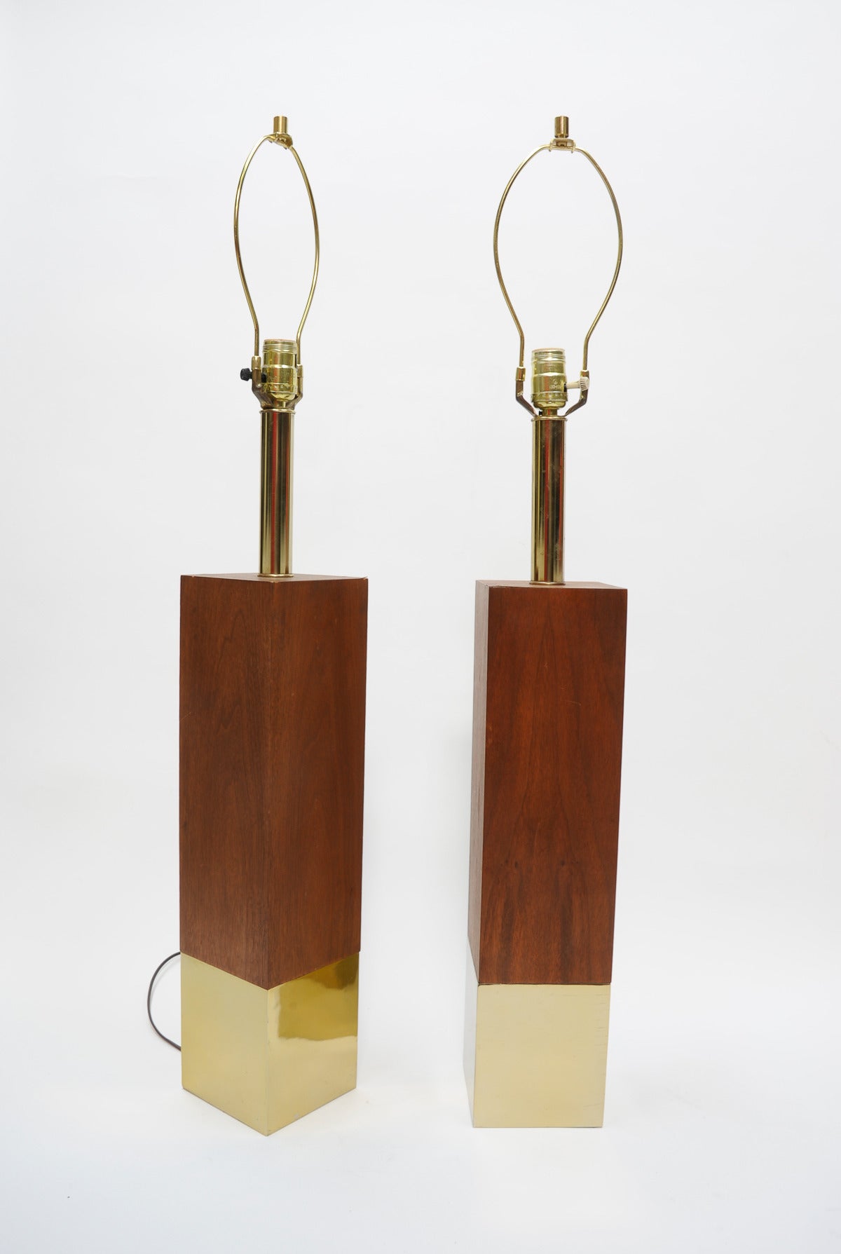 Pair of Lamps in the Manner of Pierre Cardin In Good Condition For Sale In Portland, OR