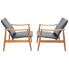 A Pair of Finn Juhl Club Chairs For Frances and Sons