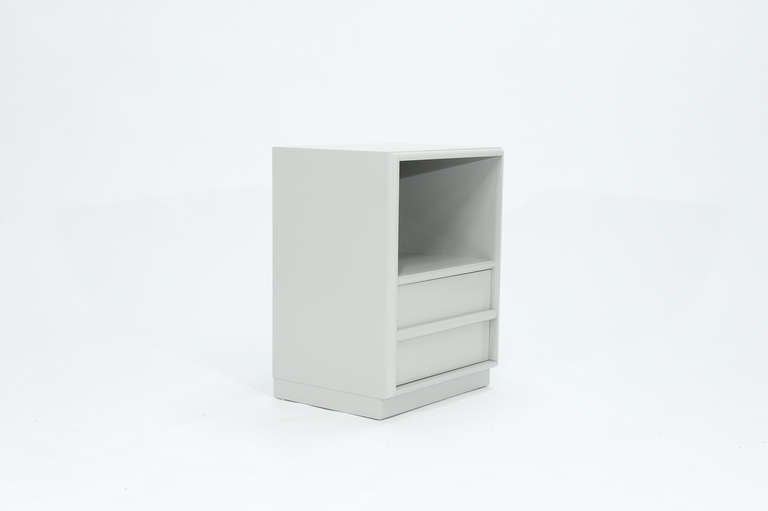 Pair of Gray Lacquered T.H. Robsjohn-Gibbings Nightstands In Excellent Condition In Portland, OR