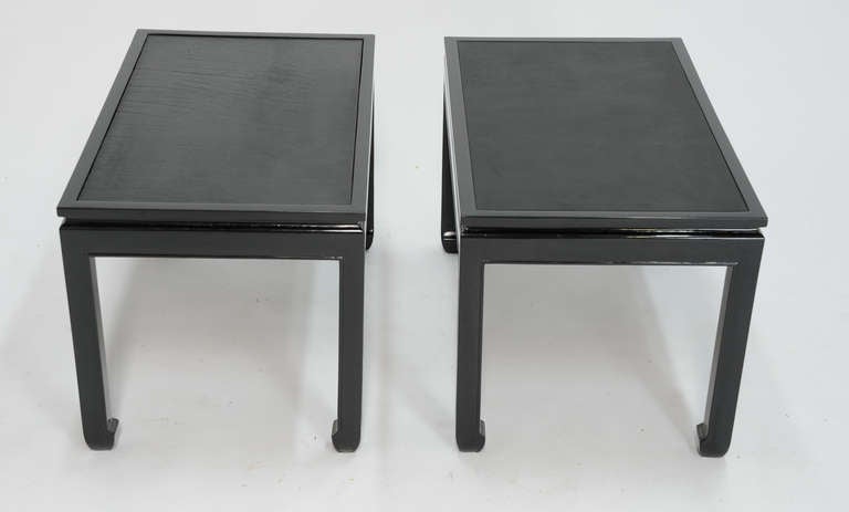 American Pair of Black Lacquered End Tables with Leather Top after Paul Laszlo For Sale