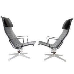 Pair of Charles Eames for Herman Miller EA124 Aluminum Group Lounge Chairs