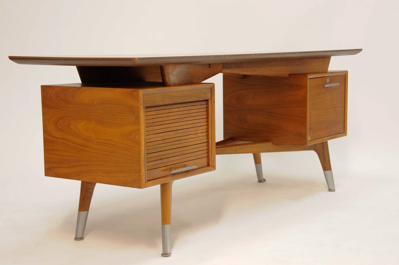 Walnut Custom Order Monteverdi-Young Executive Desk with Hour Glass Inlay Top