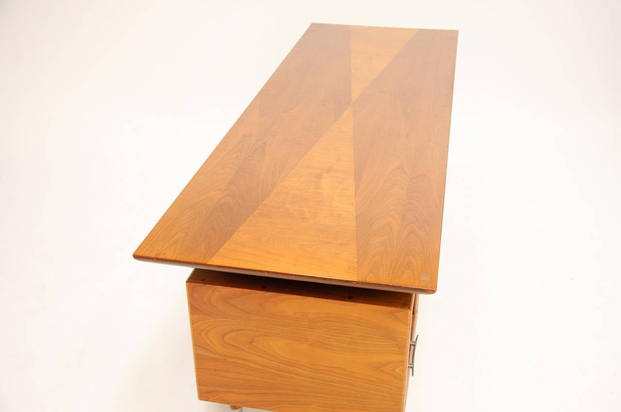Custom Order Monteverdi-Young Executive Desk with Hour Glass Inlay Top 4