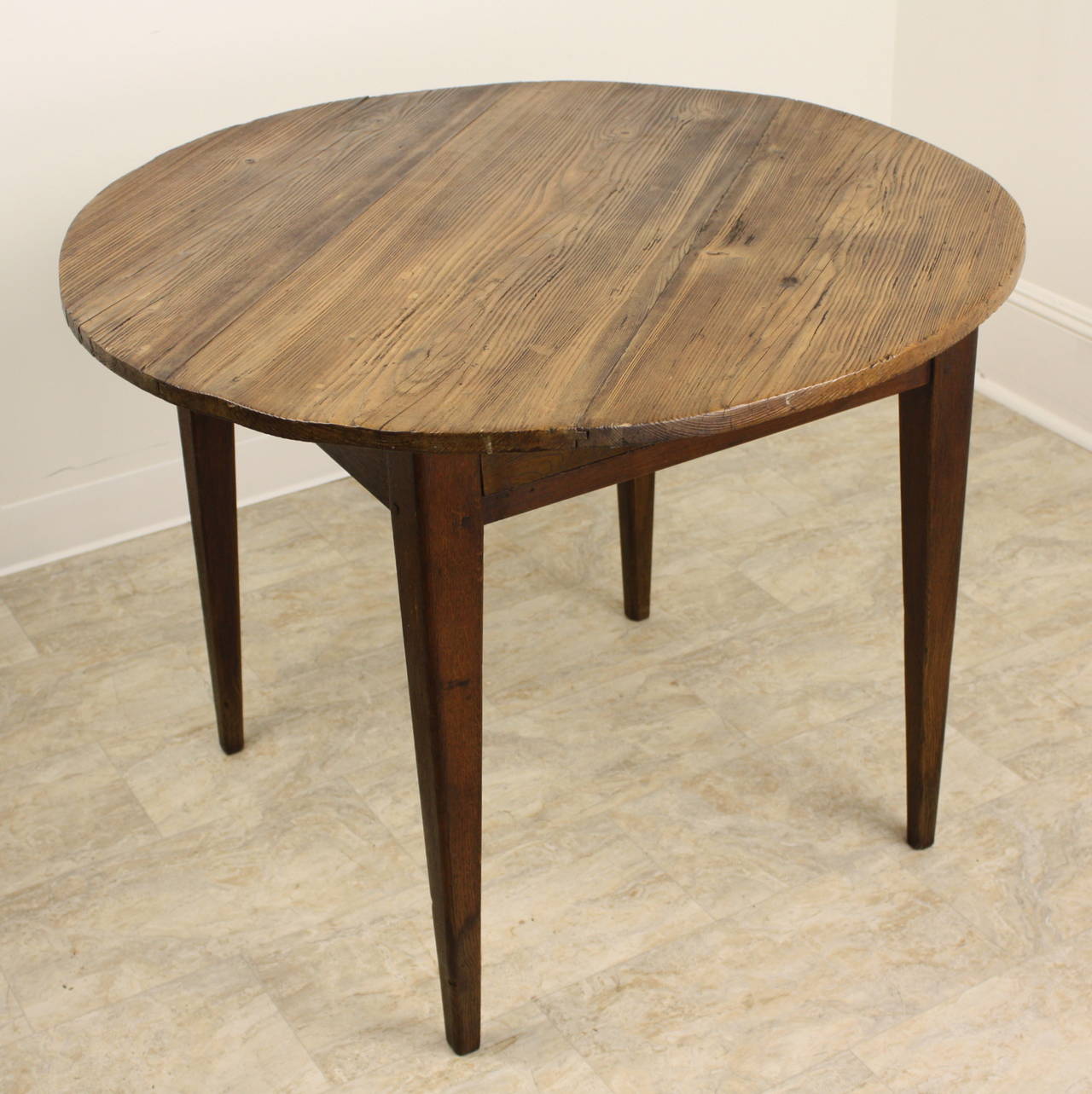 Antique French Pine Large Round Lamp Table at 1stDibs