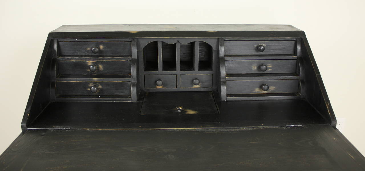 Antique Continental Black Slant-top Desk In Good Condition In Port Chester, NY