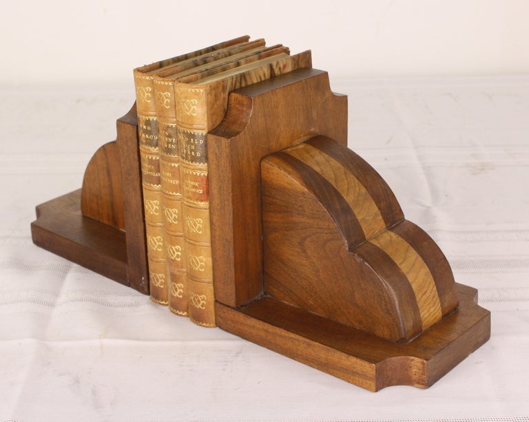 Very good-looking, strong and masculine pair of bookends. Very good deco look. Great in a library bookcase.