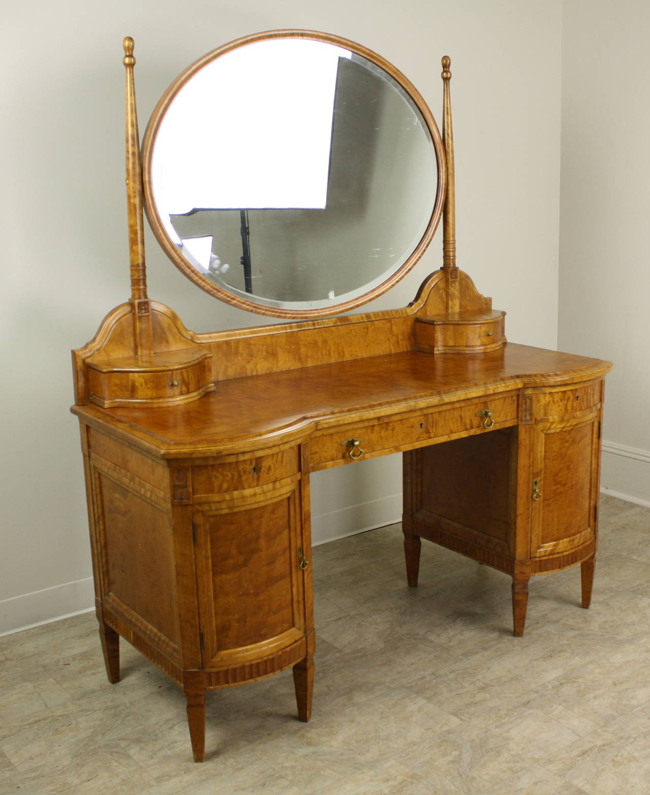 Elegant Vintage Continental Vanity And Stool At 1stdibs