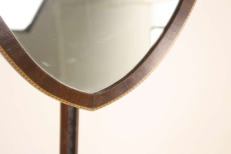 Georgian Antique Inlaid Mahogany Shaving Mirror In Good Condition In Port Chester, NY